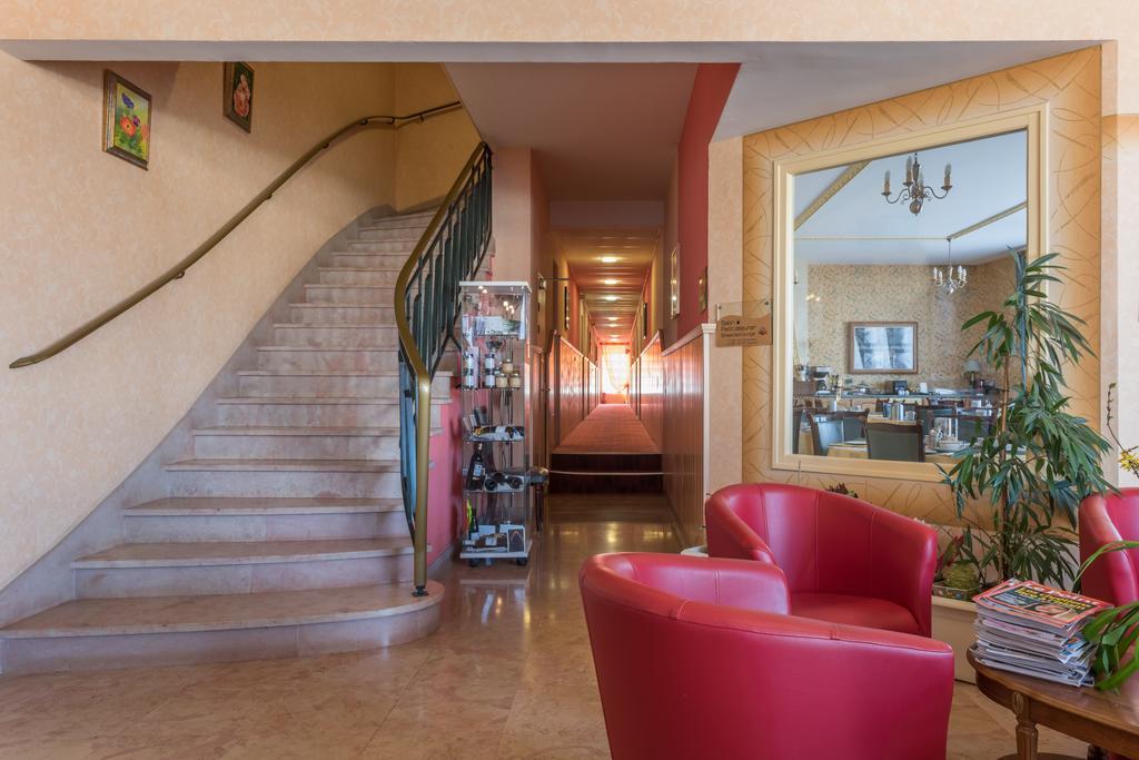 Hotel Bristol Châlons-en-Champagne Exteriér fotografie